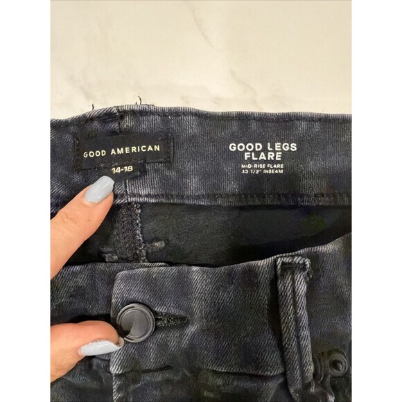GOOD AMERICAN Good Legs Flare Jeans in Black Mid Rise Stretch Size 14-18 - Picture 3 of 6